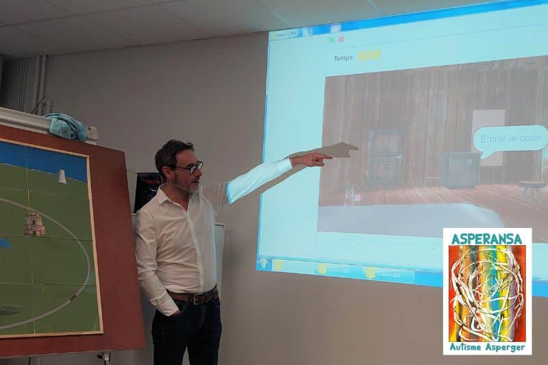 Session ouverte « Ateliers numériques » de l’association Asperansa Morbihan au N°4 Fablab du pays de Lorient